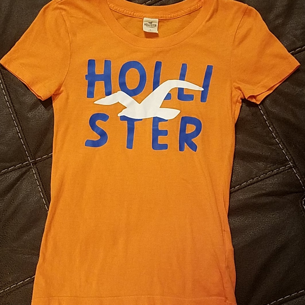 Hollister S shirt